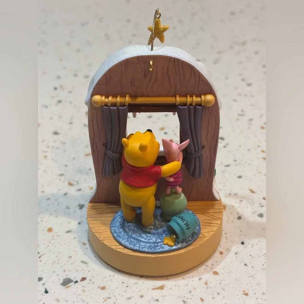 Hallmark Keepsake 2008 “Lucky‎ Star” Winnie the Pooh Ornament • Magic Sound Rare
